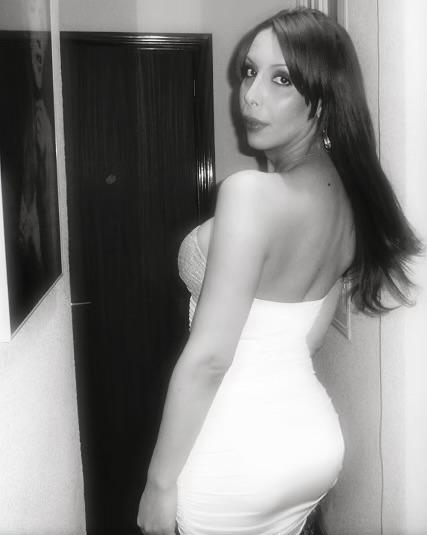 LA MAS TRAVIESA, FOLLAMOS RICO SIN CONDICIÓN