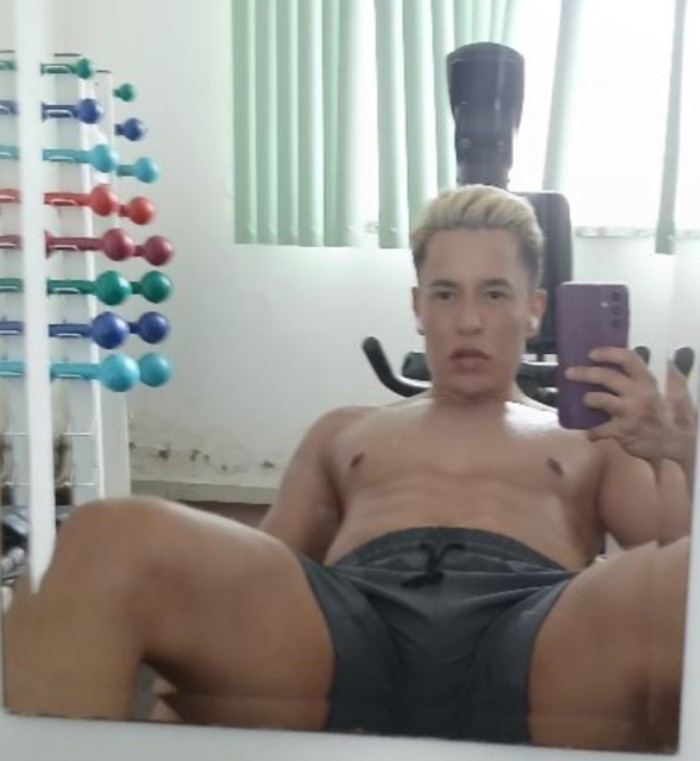 Machito violador de culos y garganta sin piedad!!!