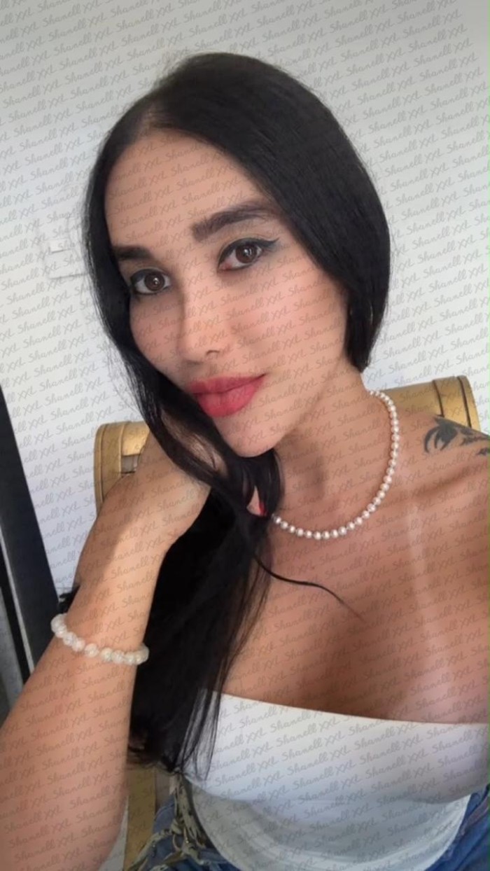 SHANELL XXL DIOSA TRANS Las más pollona XXL 22CM