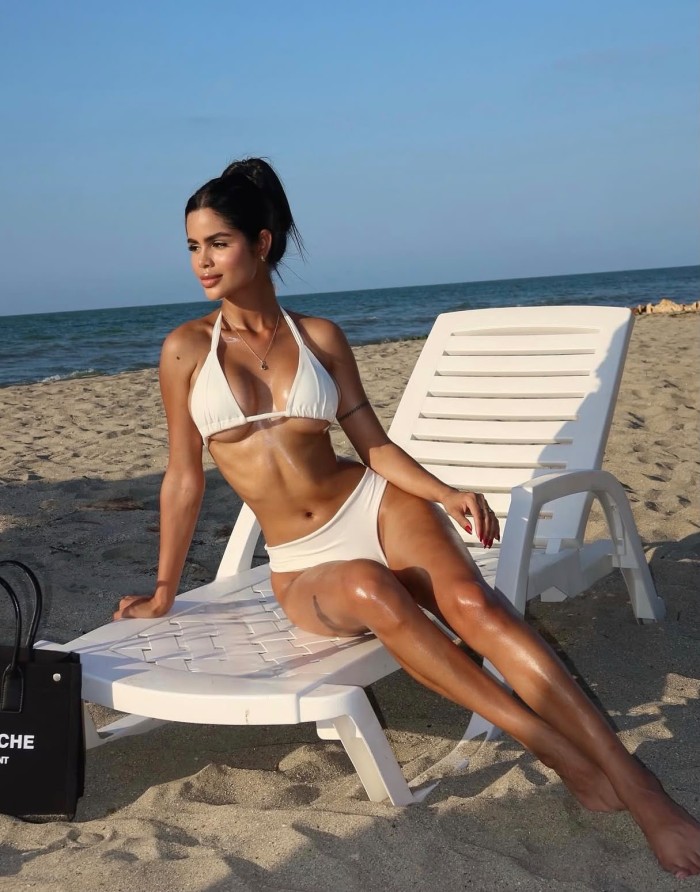 Escort impresionante con ganas de sexo en Burriana