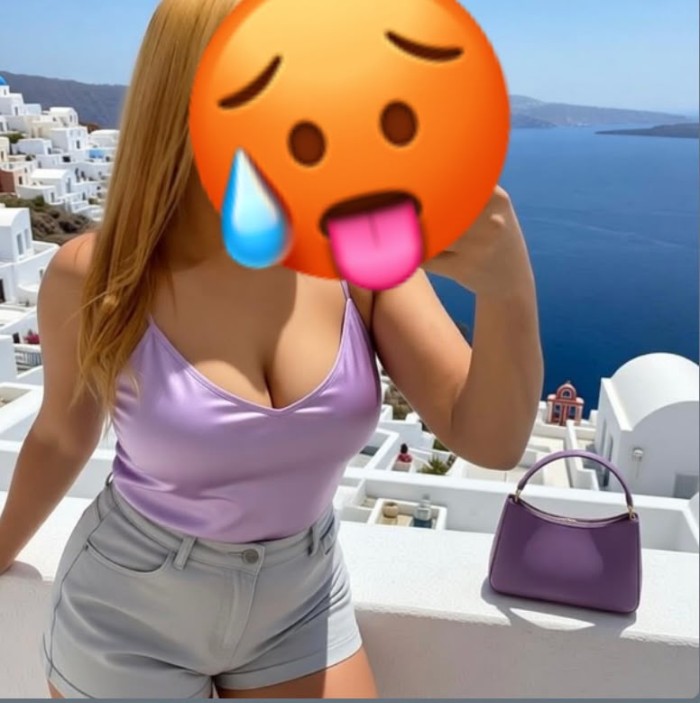 QUITAME MIS TANGUITAS CON LA BOCA EN LAS PALMAS