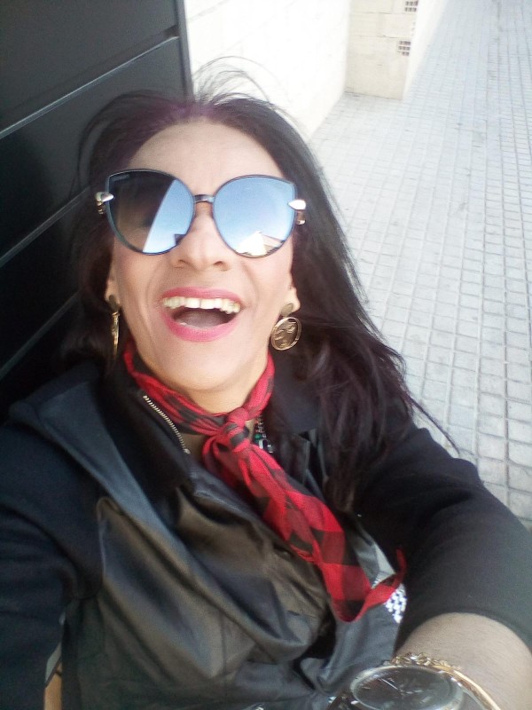 Trans morenaza muy zorra y cachonda 24 hs