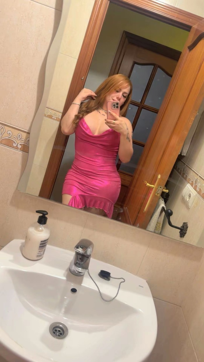 TRANS LUJURIOSA EN REUS FIESTERA CON GANAS DE SEXO