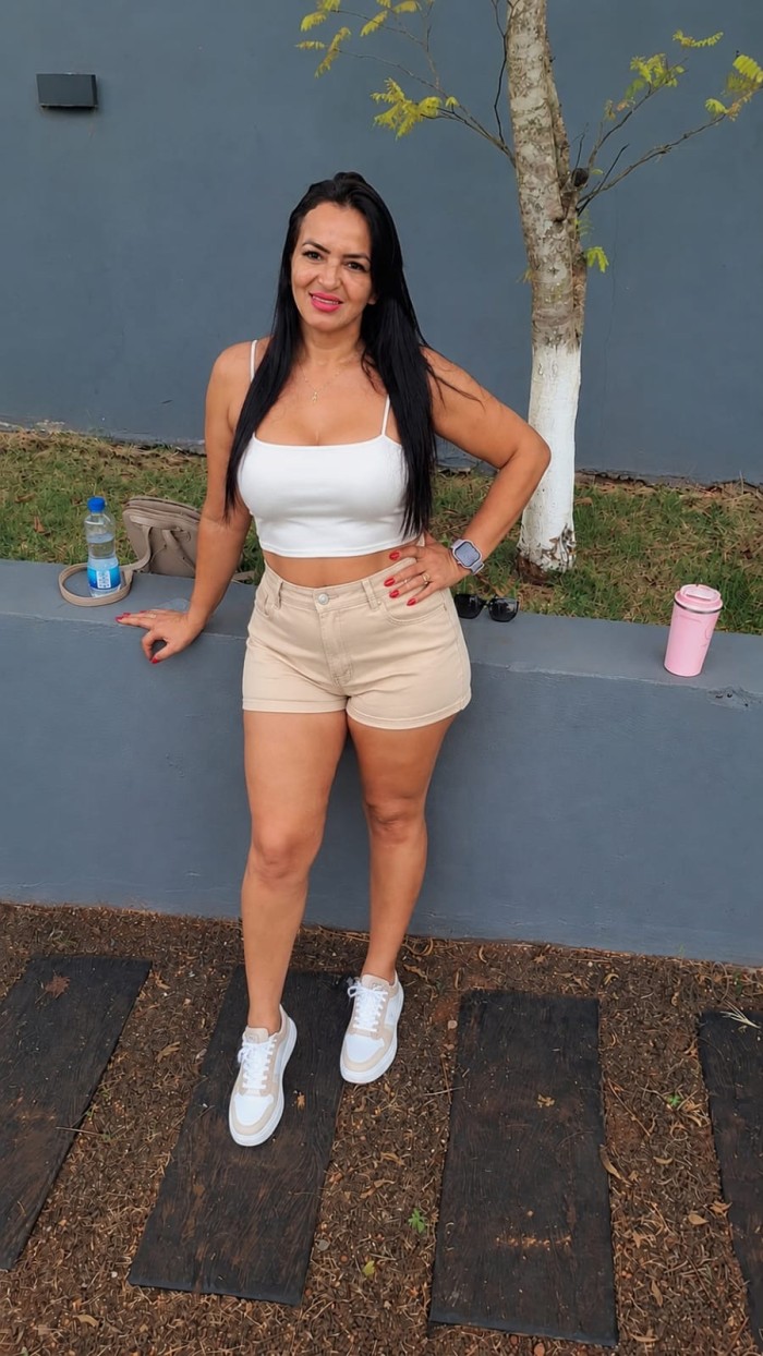Larisa nueva fiestera Estepona domicilios 24hs