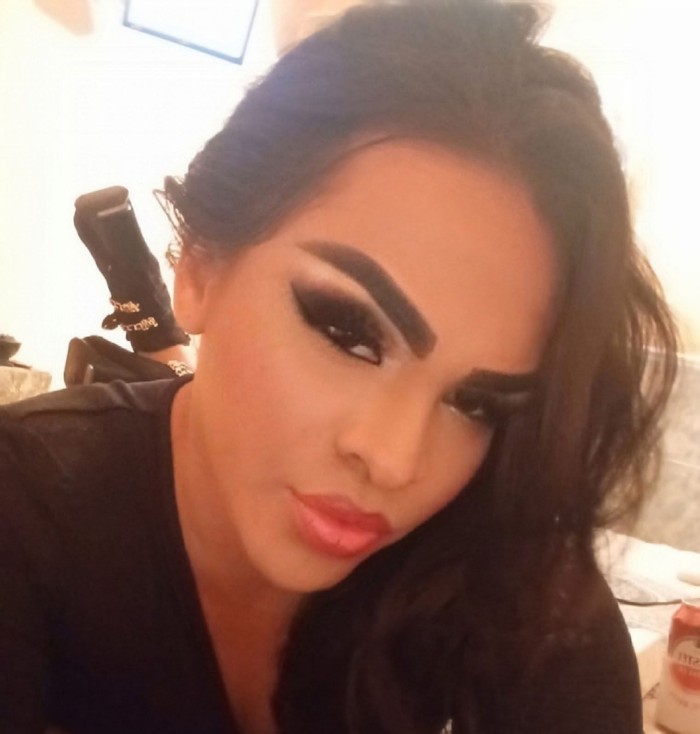 Trans fiestera. Recién llegada