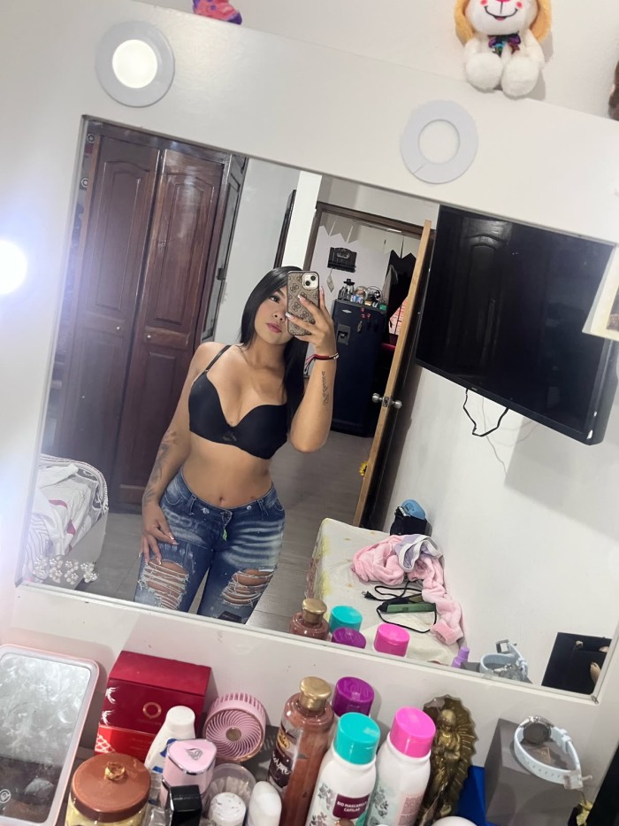 ESTOY EN ALCOY COLOMBIANA ANTOJATE DE MI CUERPO