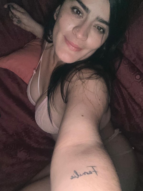 Linda colombia a en Vigo curvy para disfrutar
