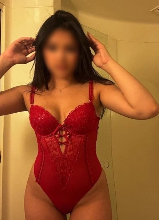 GUAPA MEXICANA POR PRIMERA VEZ