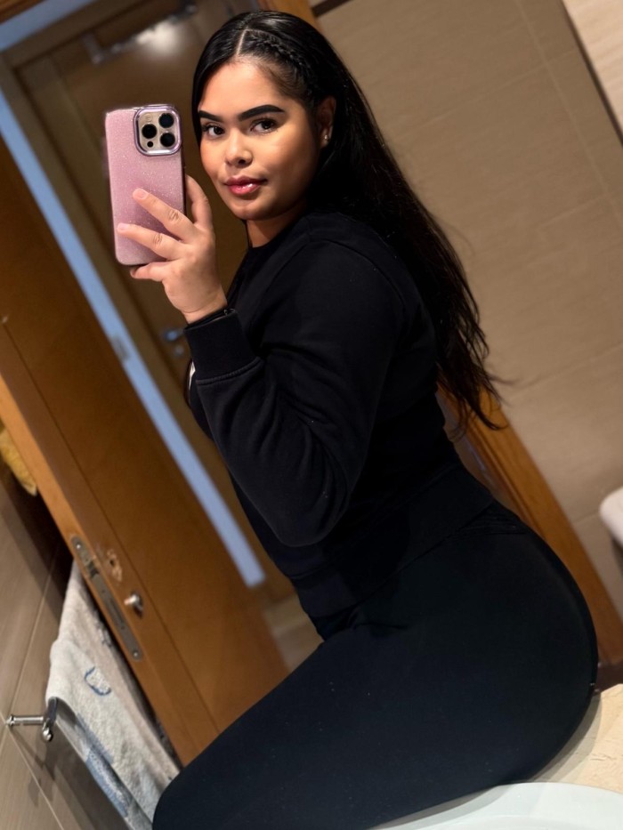 BOMBA DE SEXO COMPLACIENTE A TUS CAPRICHOS