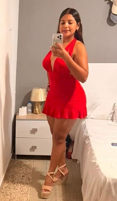 !! FOTOS REALES Y ACTUALES !! CAMILA: LA COLOMBIANA MÁS EXOTICA DE IBIZA !!