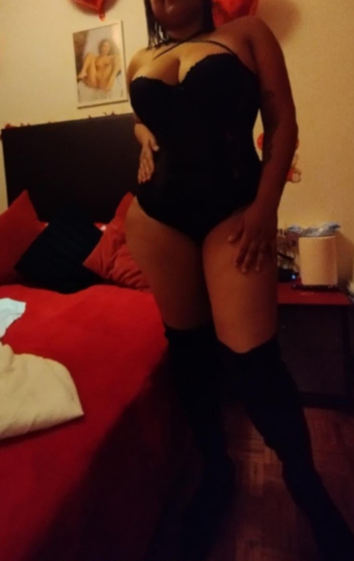 CUBANA GUAPÍSIMA MULATA 28 AÑOS ESTRENO 24H