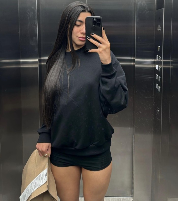ME LLAMO DIOSA ESTOY EN LA CIUDAD 100 % FOTOS REAL