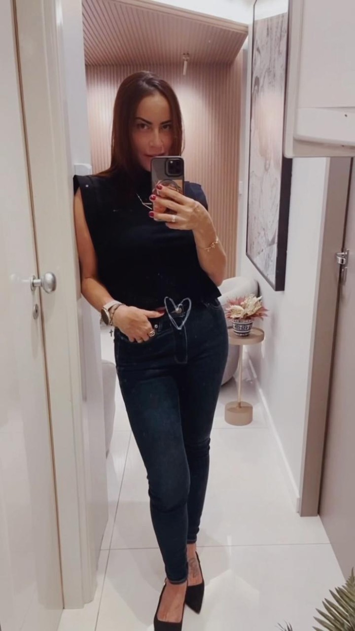 BRASILEÑA ARDIENTE MUY APASIONADA ADICTA AL SEXO