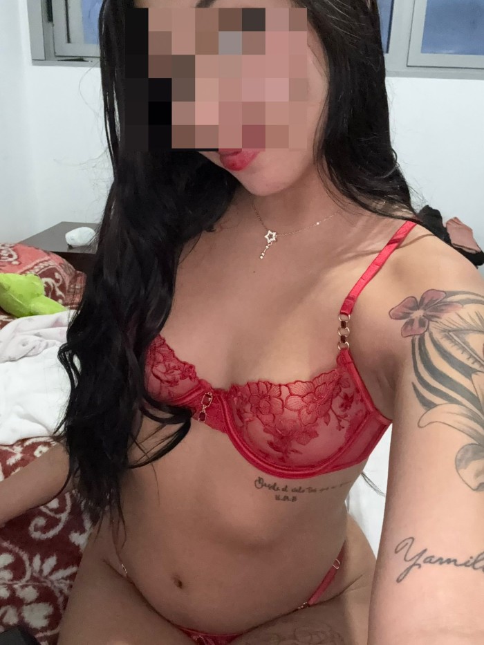 PRIMAS RECIÉN LLEGADA FIESTERAS