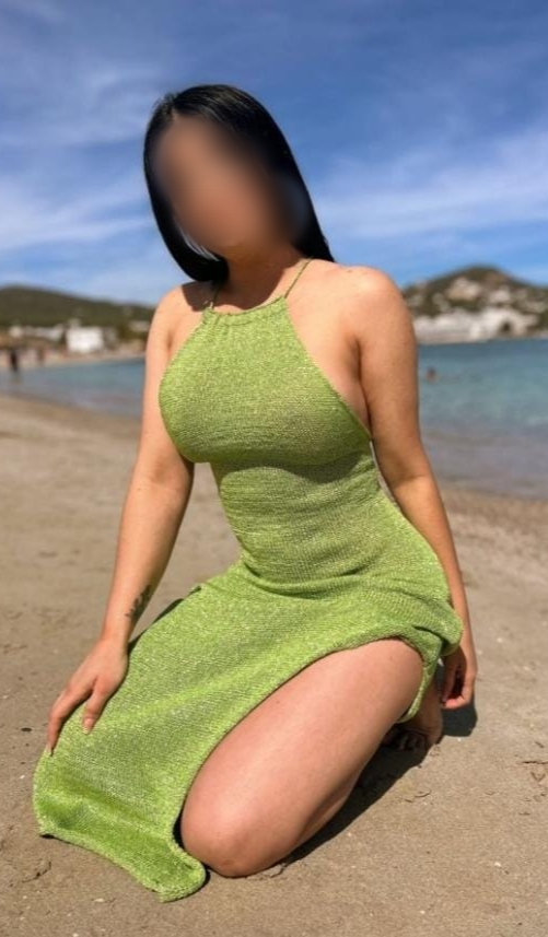 FIESTERA CACHONDA MUY ENROLLADA BUENA MAMADA