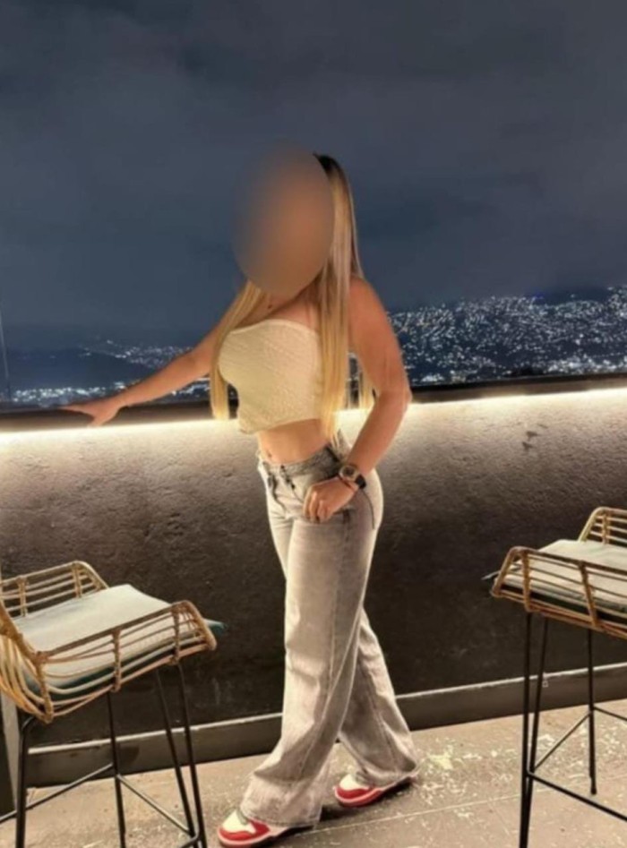 MUJER EXOTIKA COMPLACIENTE GRIEGO SIN LIMITES