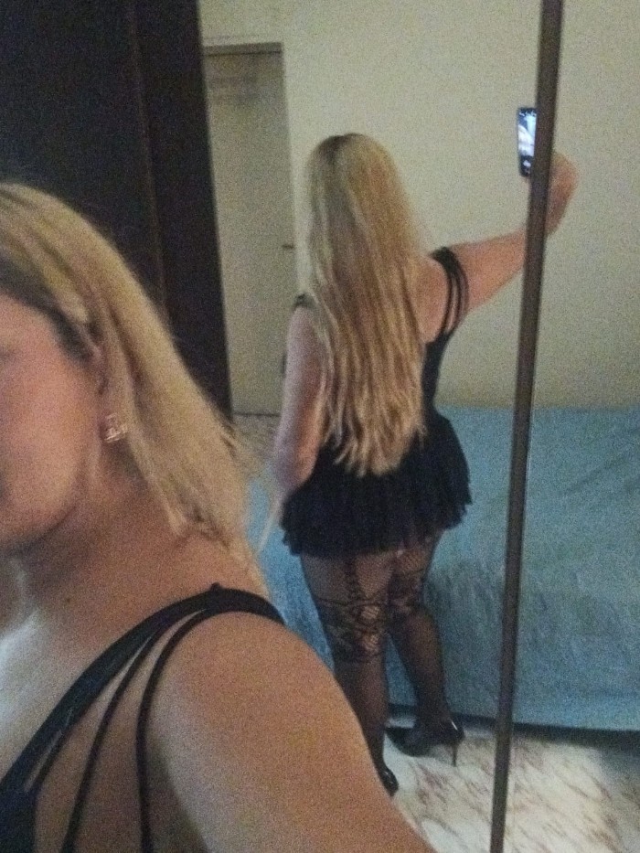 HERMOSA DELICIOSA MUY IMPLICADA ME ENCANTA EL PLACER