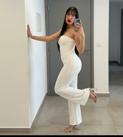 NIKOL – VENEZOLANA SENSUAL EN SAN SEBASTIÁN DE LOS