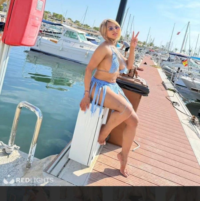 TRANS CACHONDA SENSUAL ARDIENTE DESEOSA DE SEXO