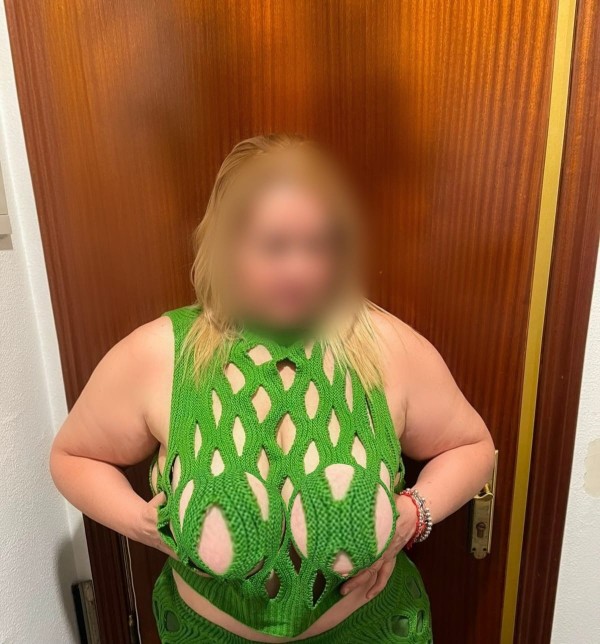 ARDIENTE FIESTERA SENSUAL EN PUERTA DE ANGEL