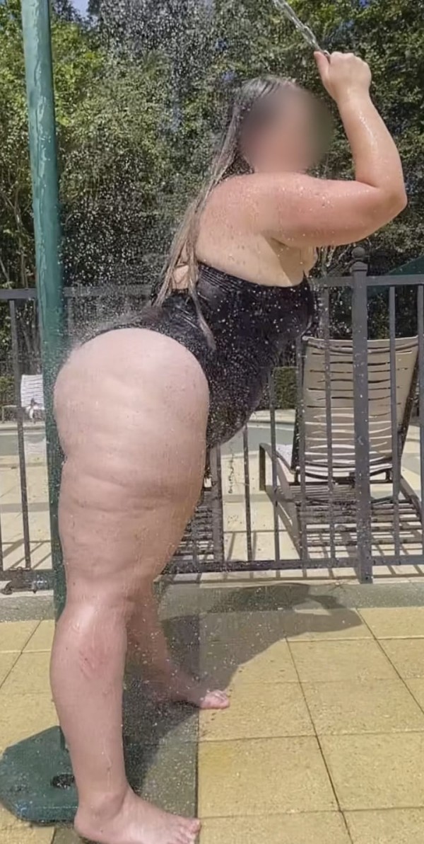 ARDIENTE FIESTERA SENSUAL EN PUERTA DE ANGEL