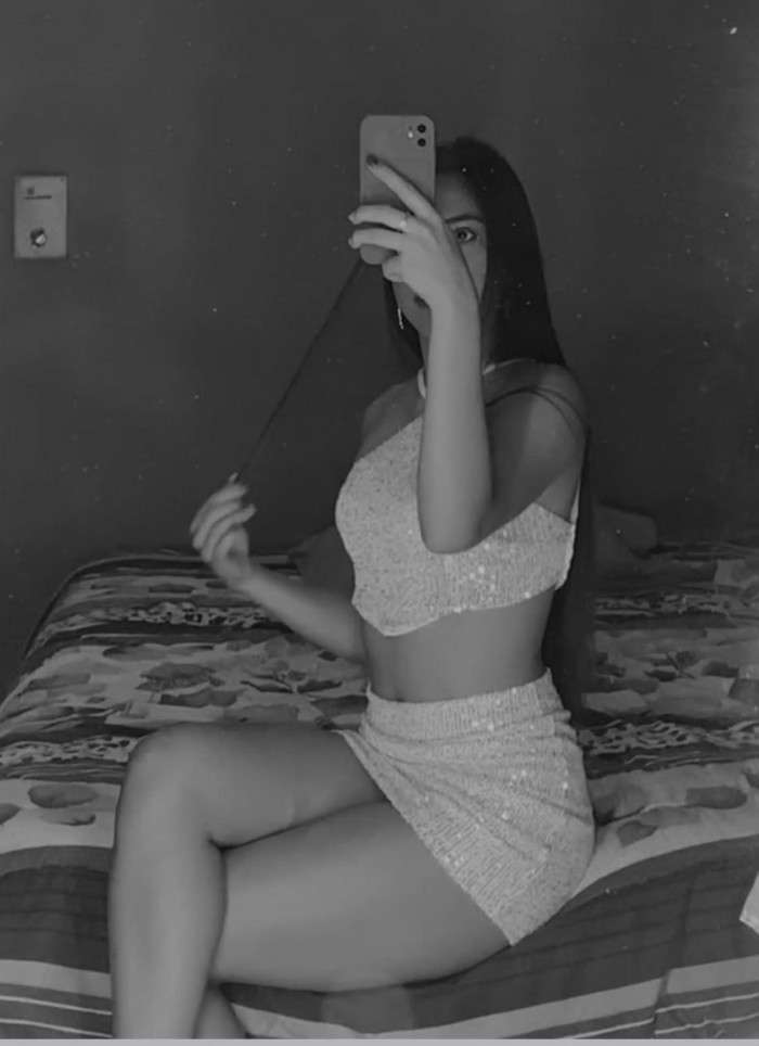UNICA COMPLACIENTE SENSUAL DESEOSA DE SEXO