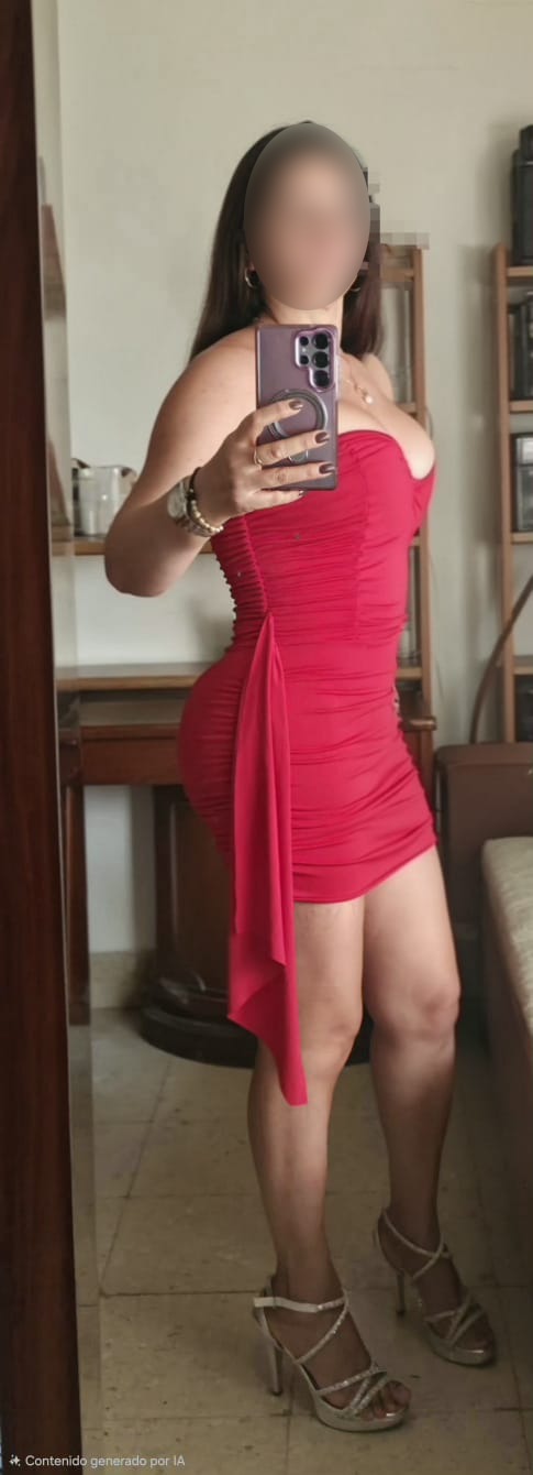 LATINA CON MUCHO FUEGO Y PASIÓN, 666189562