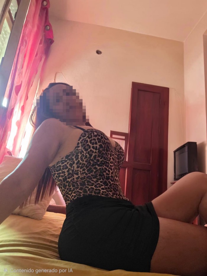 LATINA CON MUCHO FUEGO Y PASIÓN, 666189562