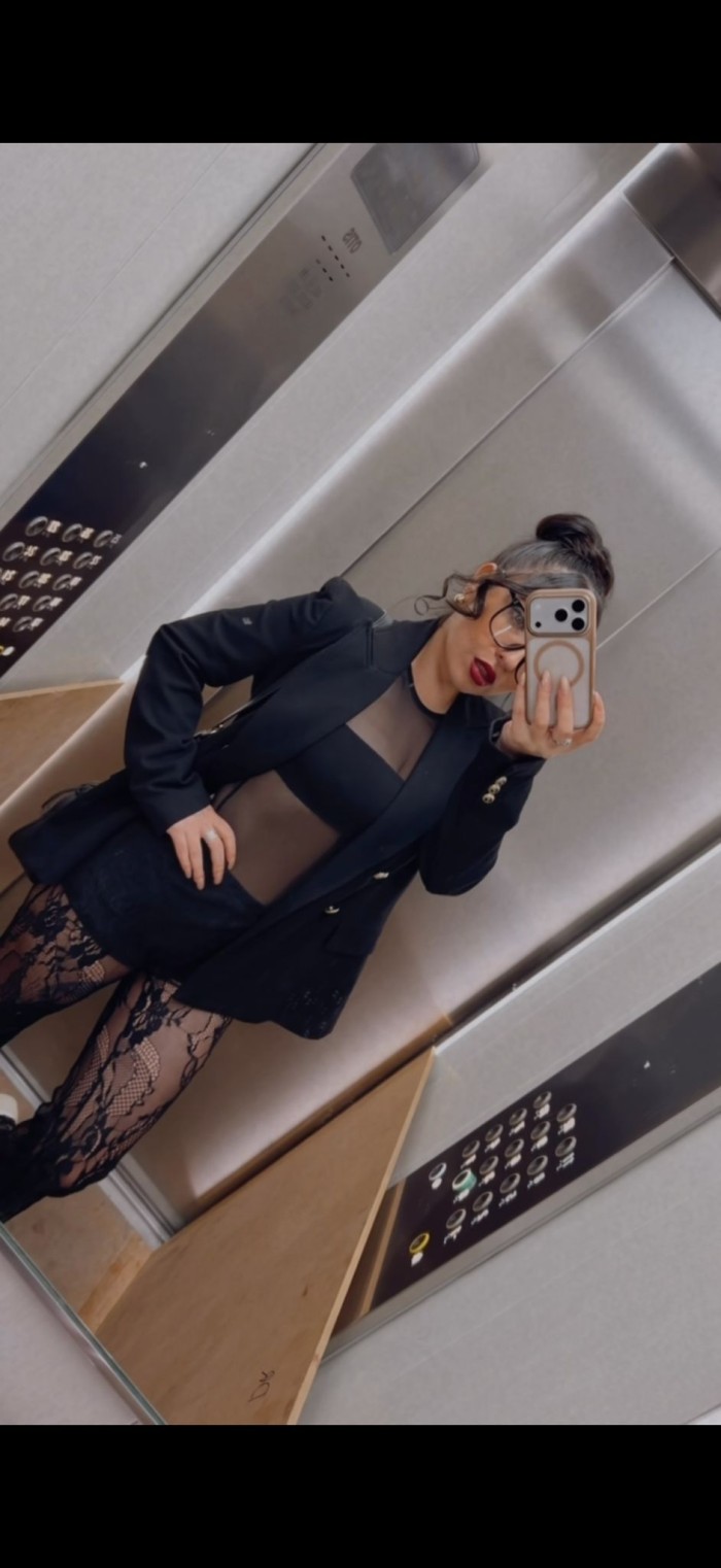 LUNA, OJAZOS VERDES MEXICANA DE 24 AÑOS