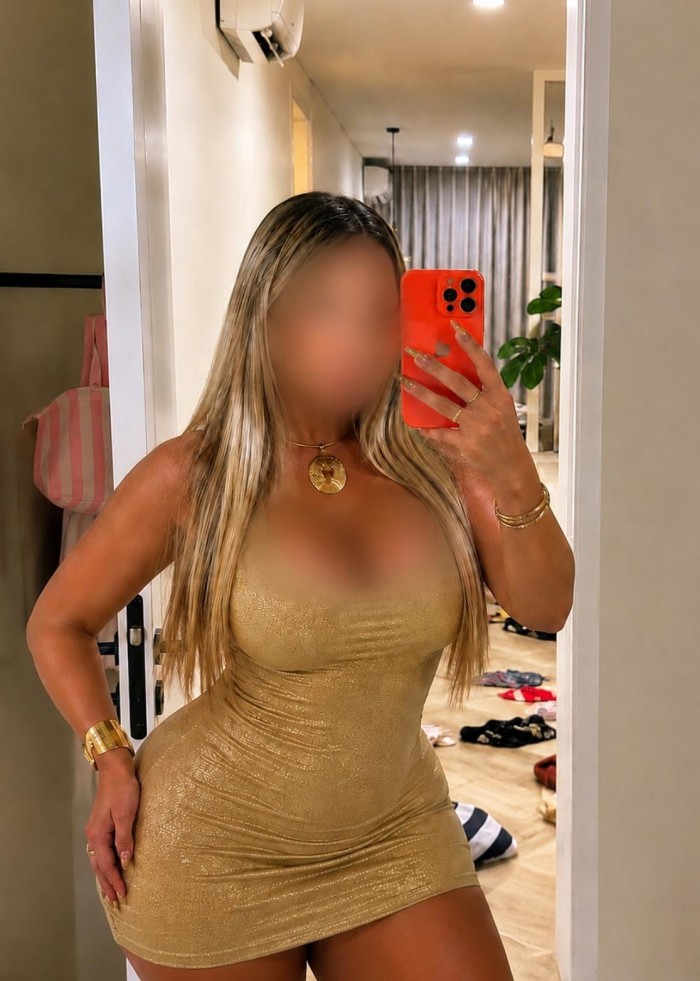 SARAY ANDALUZA GUAPA SEXY JUGUETONA fiestera en torremolinos
