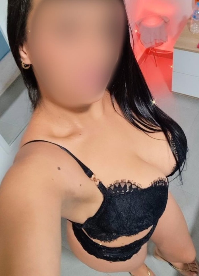 FIESTERA DELICIOSA EXQUISITA SENSUAL COMPLACIENTE