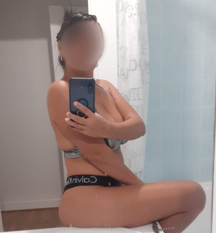 FIESTERA DELICIOSA EXQUISITA SENSUAL COMPLACIENTE