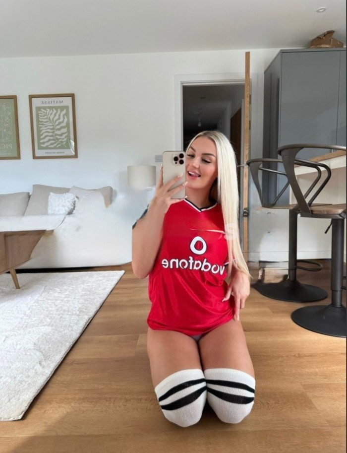 BRASILEÑA SENSUAL CARIñOSA RECIEN LLEGADA A BARCELONA SANTS