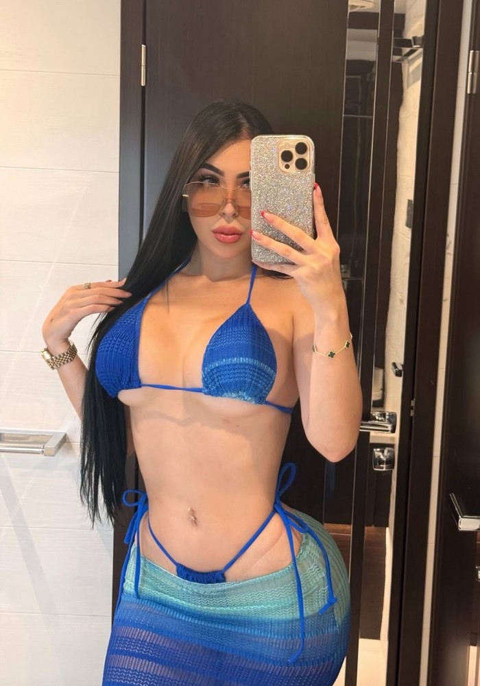 Hermosa latina recién llegada a Córdoba