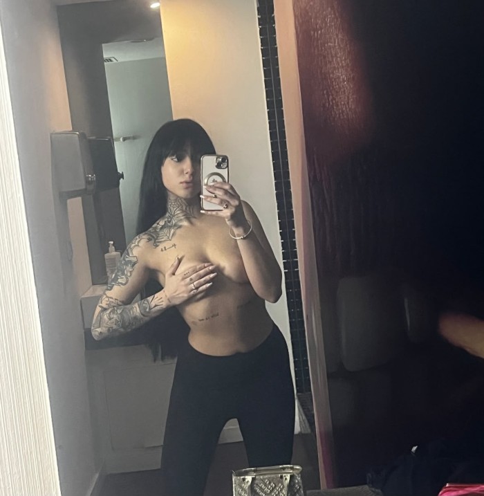 ANABELLA CHICA DELGADA DE 23 AÑOS EXCLUSIVA