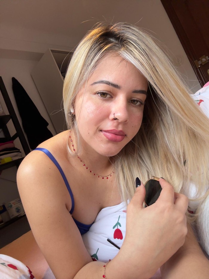 SENSUAL JOVENCITA EN VIGO