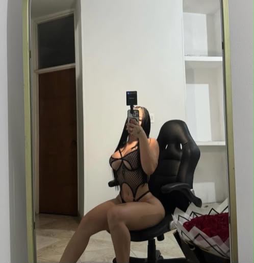 Hola amor soy Camila y estoy disponible para ti