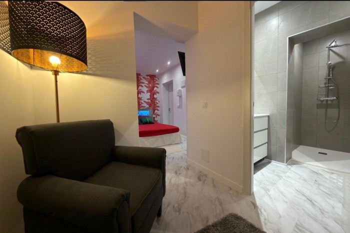 SE ALQUILAN HABITACIONES BIEN UBICADAS