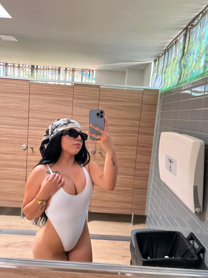 Colombiana jovencita nueva en Leon 24h