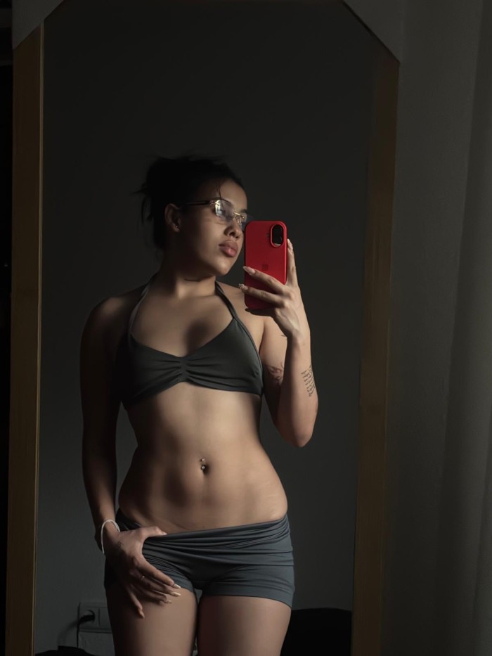 NOVEDAD SARA JOVENSITA CARIÑOSA