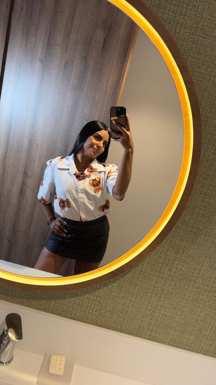 Colombiana joven, divertida y fiestera en Rojales