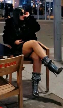 ARDIENTE SENSUAL COMPLACIENTE SEXO ADICTIVO