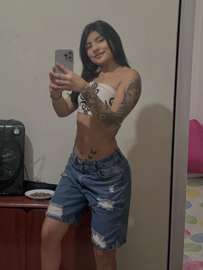 COMPLACIENTE SENSUAL APASIONADA DESEOSA DE SEXO