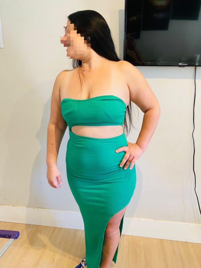 ROSI UNA CHICA COMPLETA Y MUY COMPLACIENTE