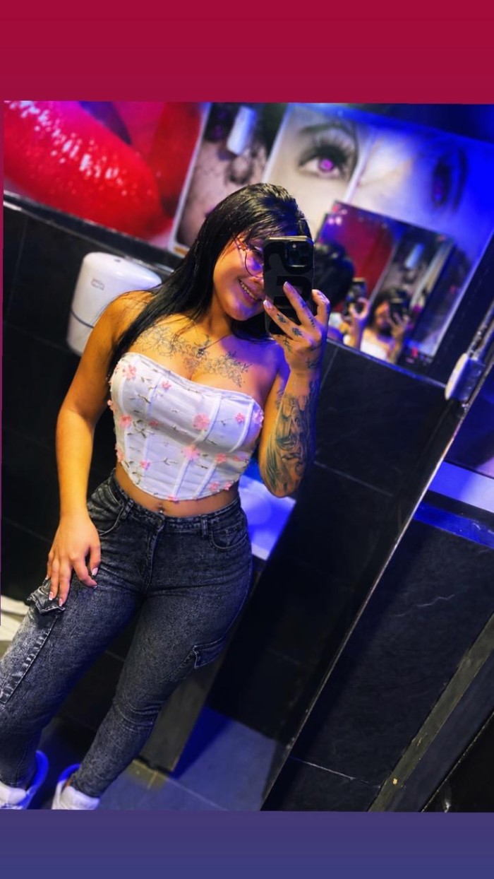Cachonda y fogosa sexy latina nueva en la ciudad!