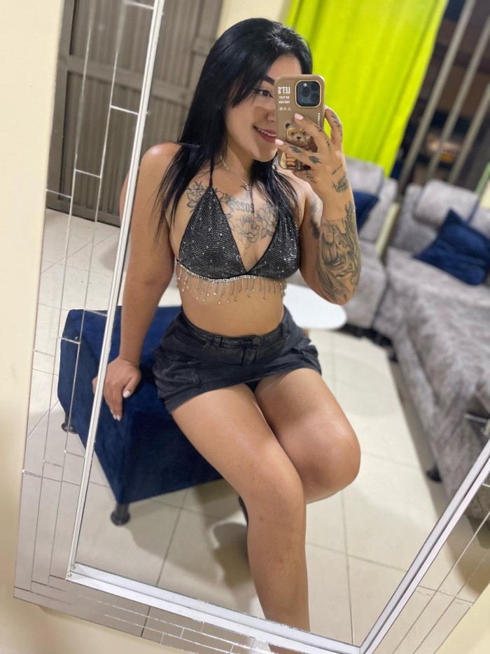 Cachonda y fogosa sexy latina nueva en la ciudad!