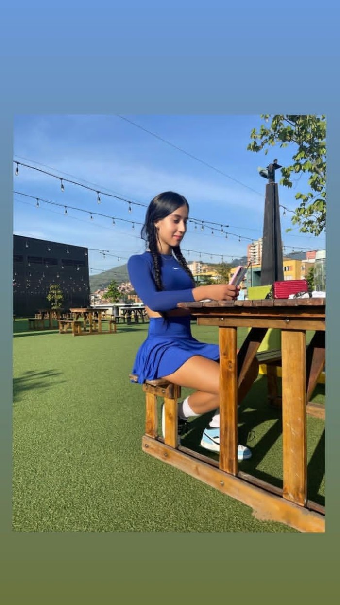 jovencita niña traviesa sexo cañero 24/7