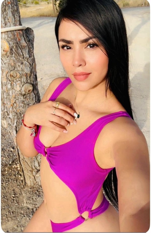EN LAS AMERICAS! LAURA ESPECTACULAR  NOVEDAD COLOMBIANA FIESTERA CALIENTE