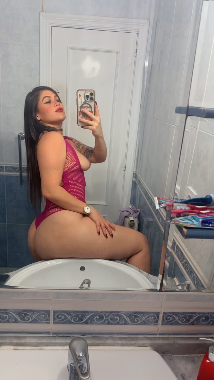 FIESTERA CALIENTES CON RICAS TETAS A TOPE VIP