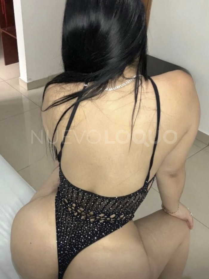 Novedad en Tarrega jovencita colombiana